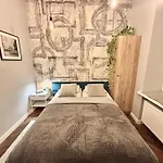 The Vinci Residence, Old Town Apartment *